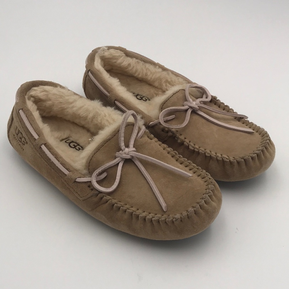 UGG Dakota Suede Slippers (youth size 5) - Picture 1 of 8